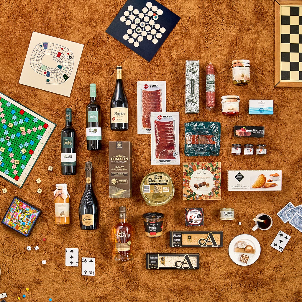 LOTE THE EXQUISITE BOX 321