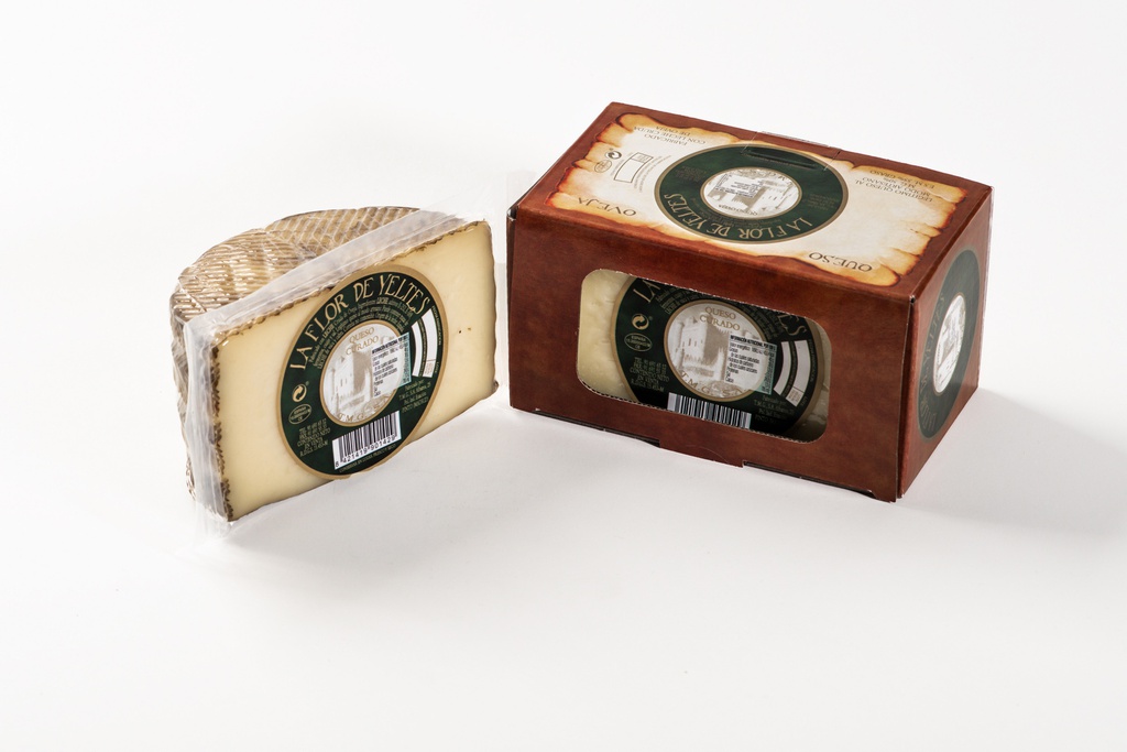 Queso 100% Oveja Leche Cruda 450 g aprox. LA FLOR DE YELTES Estuchado